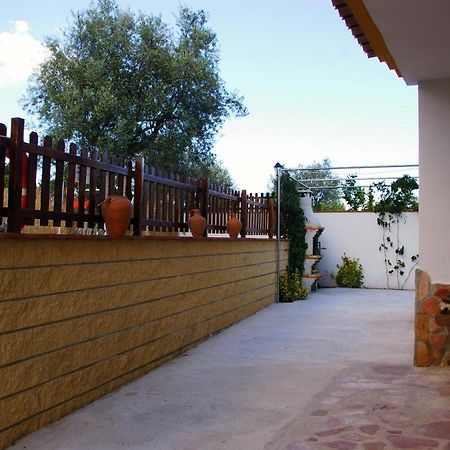 Hostal Y Apartamento Rural Los Naranjos Melegis Buitenkant foto