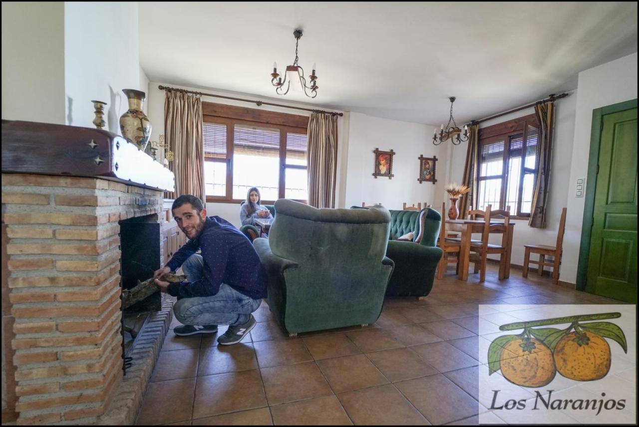 Hostal Y Apartamento Rural Los Naranjos Melegis Buitenkant foto