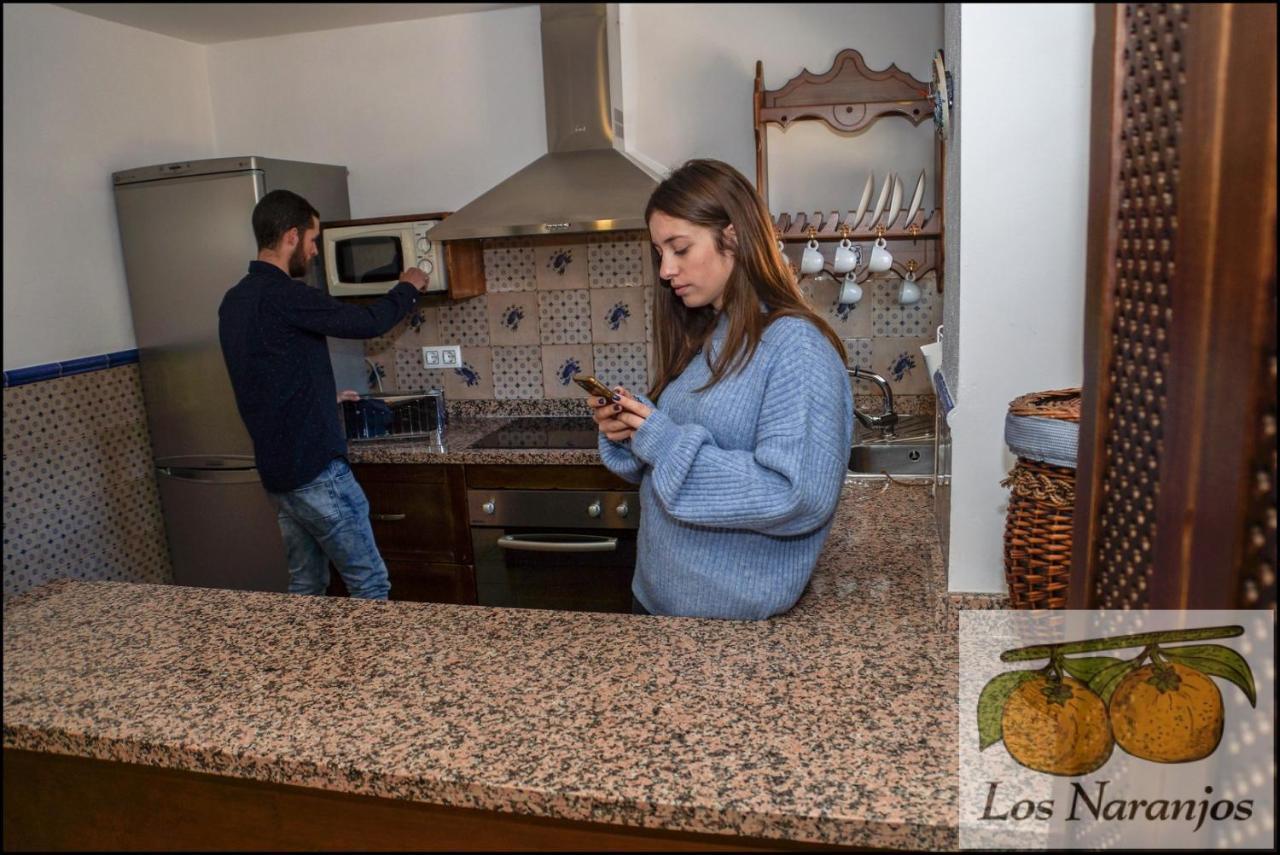 Hostal Y Apartamento Rural Los Naranjos Melegis Buitenkant foto