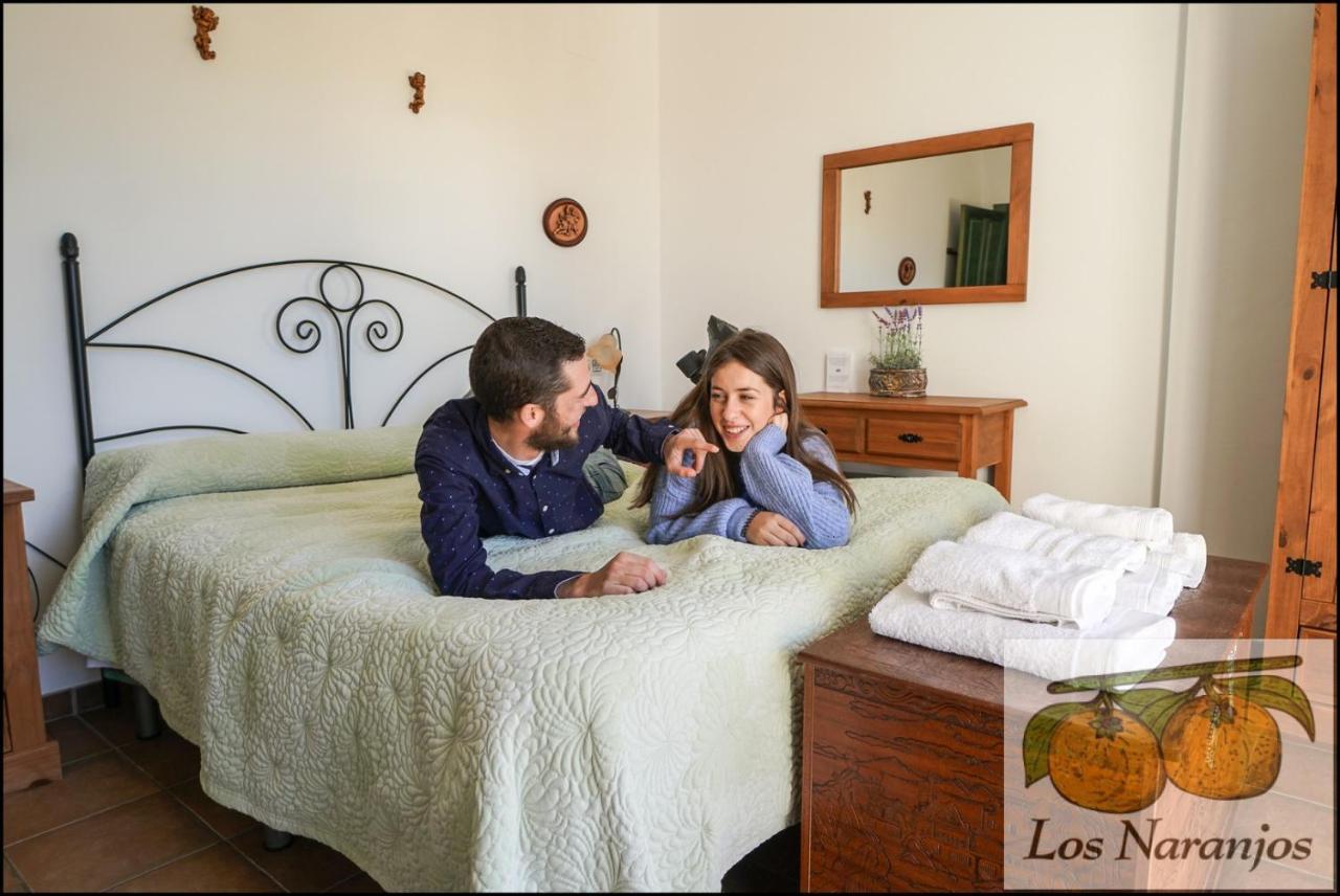 Hostal Y Apartamento Rural Los Naranjos Melegis Buitenkant foto
